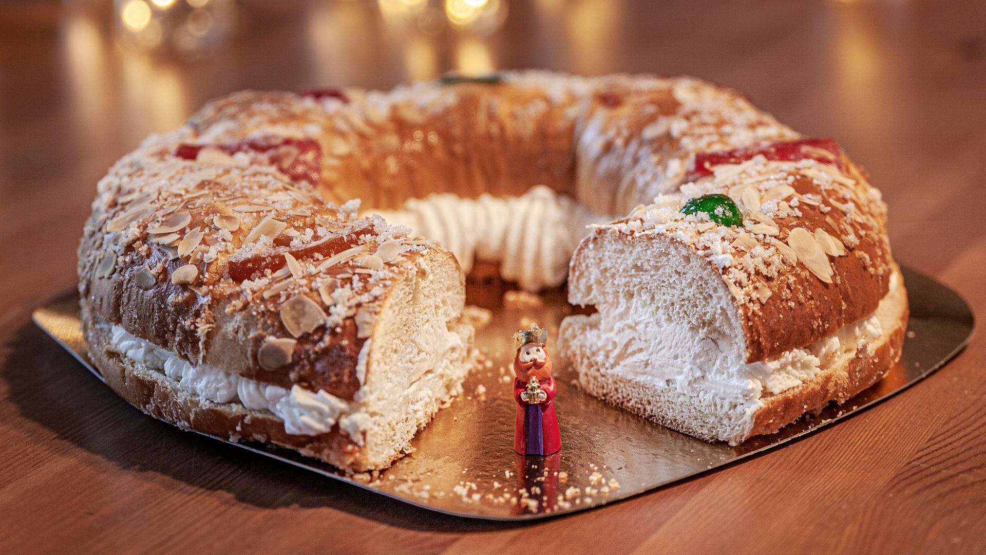 ¿Cuál es el mejor roscón de reyes de nata de supermercado? ¿Cuál es el mejor roscón de reyes de nata de supermercado?