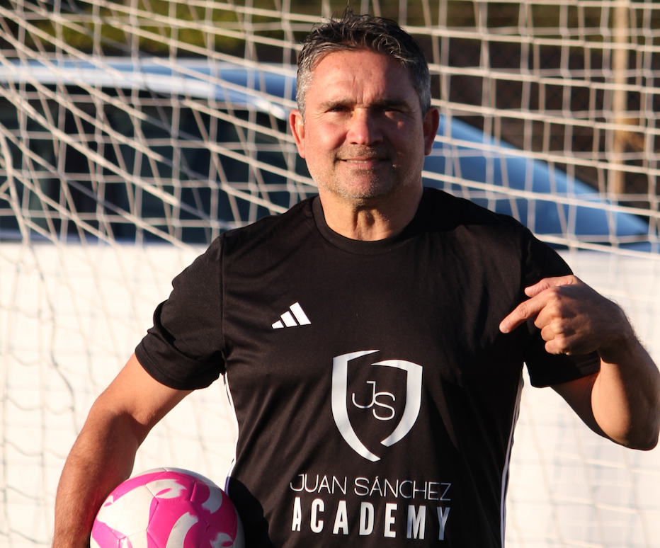 Juan Sánchez atiende a ElDesmarque