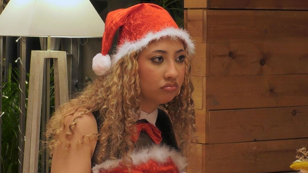 Una soltera confiesa en plena cita cómo su ex le fue infiel con chicos: "Tenía un perfil secreto y hacía de todo"