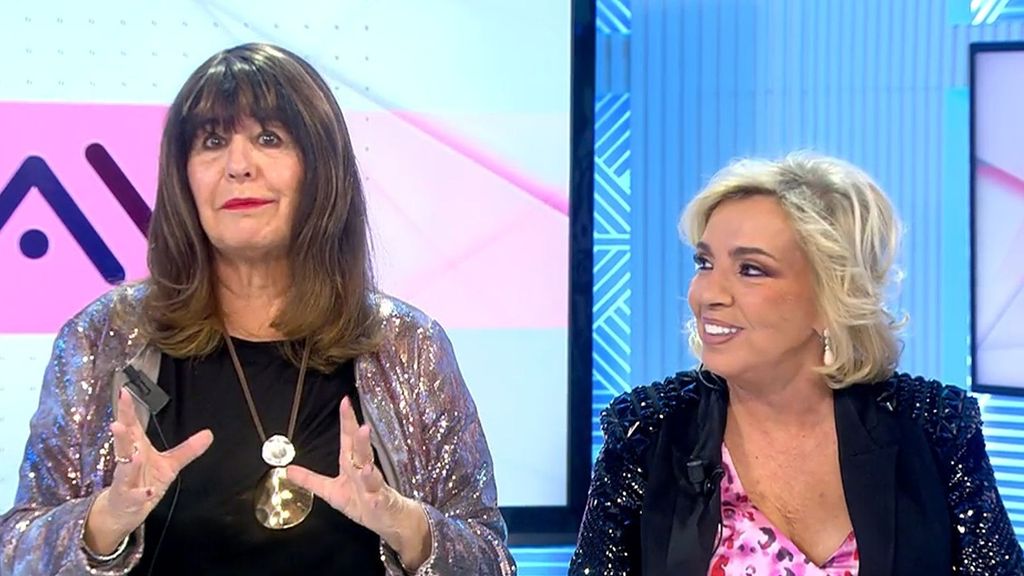 El percance de Carmen Borrego durante el ritual de Nochevieja de Esperanza Gracia: ''No me asustes''
