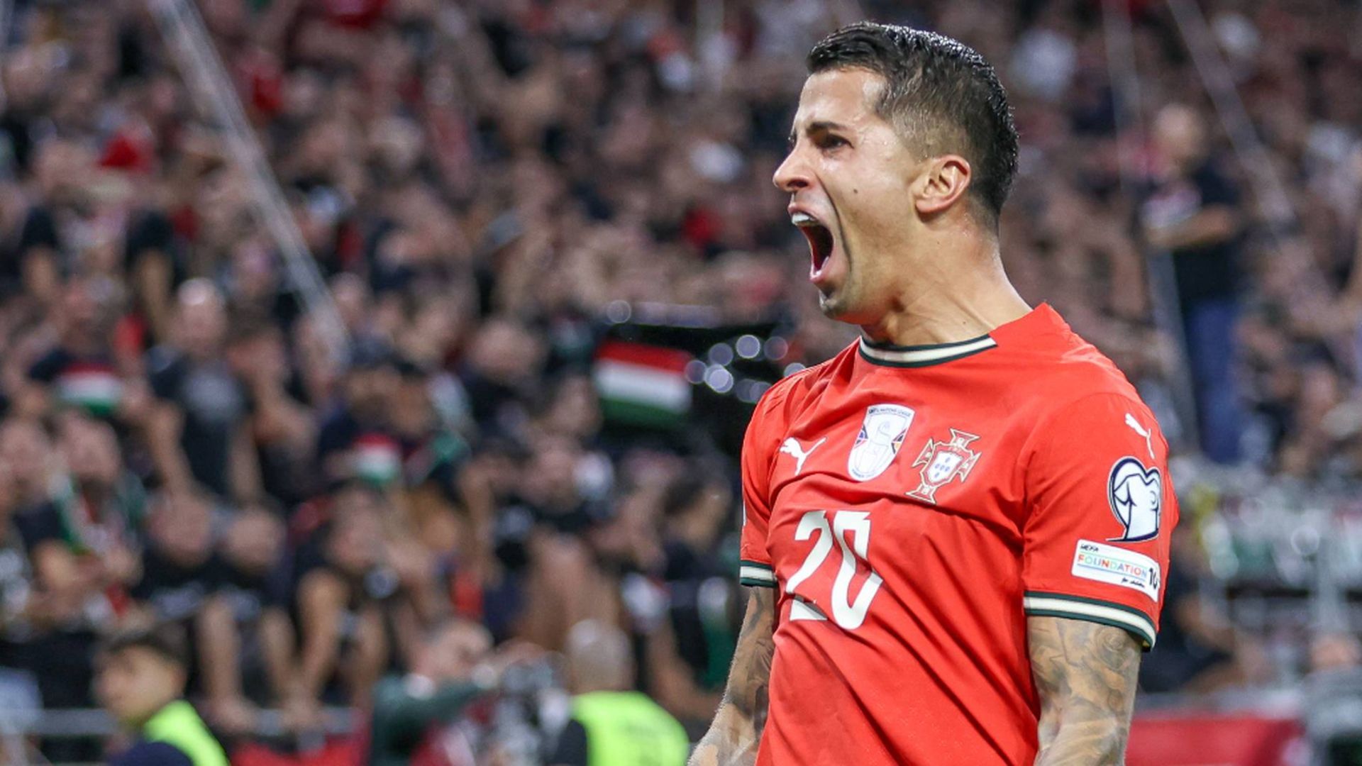 Joao Cancelo en un partido con Portugal Joao Cancelo en un partido con Portugal