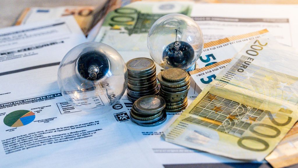 La letra pequeña de la hoja de ruta económica de 2026: de la subida de los peajes al retraso de la jubilación hasta los 66 años y 10 meses