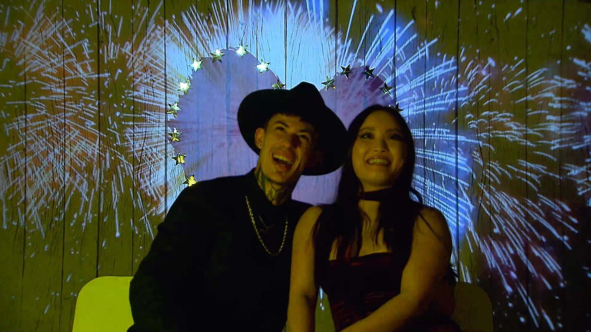 La magica Nochevieja de Mimi y Adrián en 'First Dates'