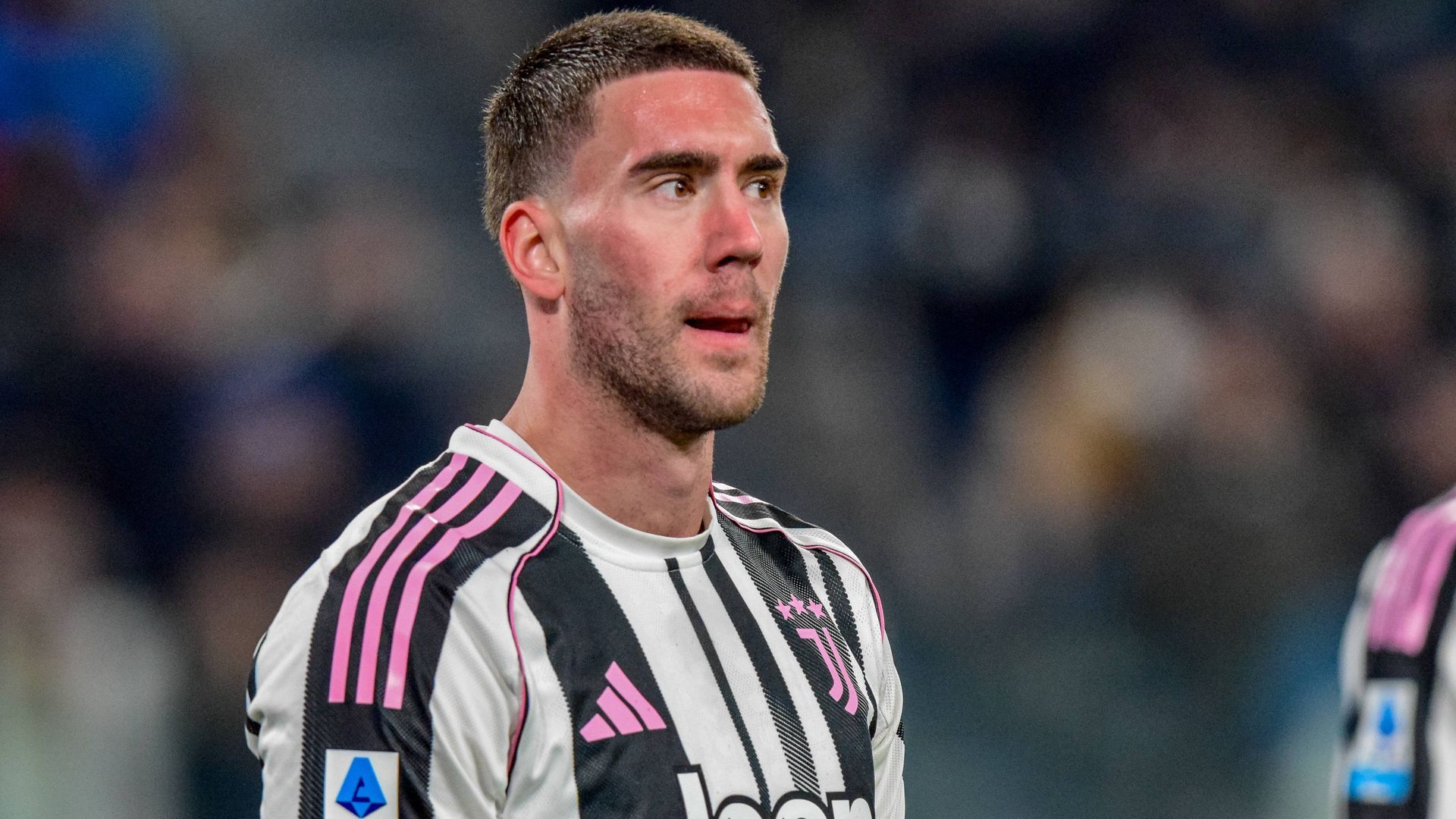 Vlahovic en un partido de la Juventus