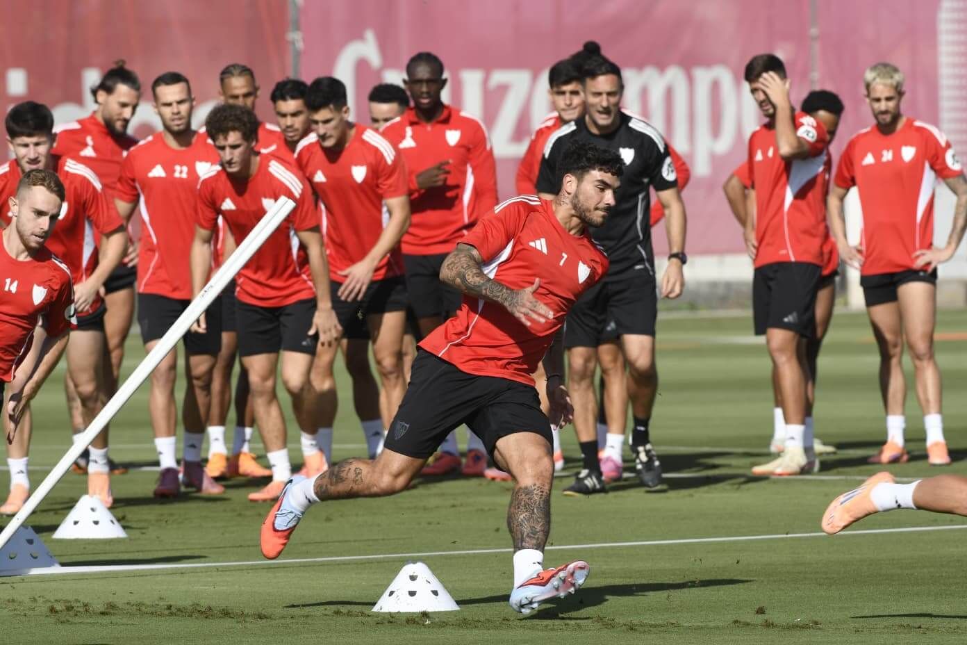 Isaac Romero, en el entrenamiento de este martes.