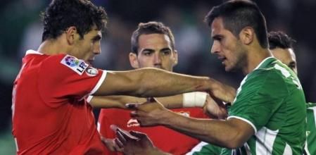  El momento de la disputa de Fazio tras la expulsión.