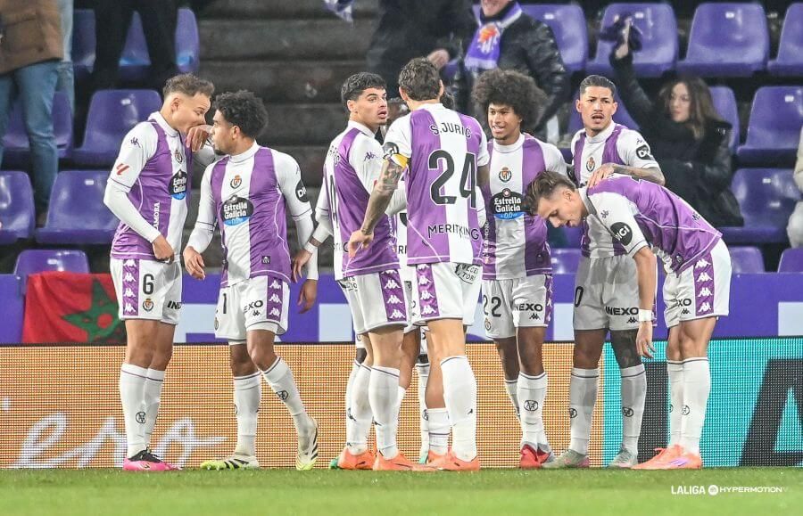Celebración del gol de Peter Federico ante el Málaga.
