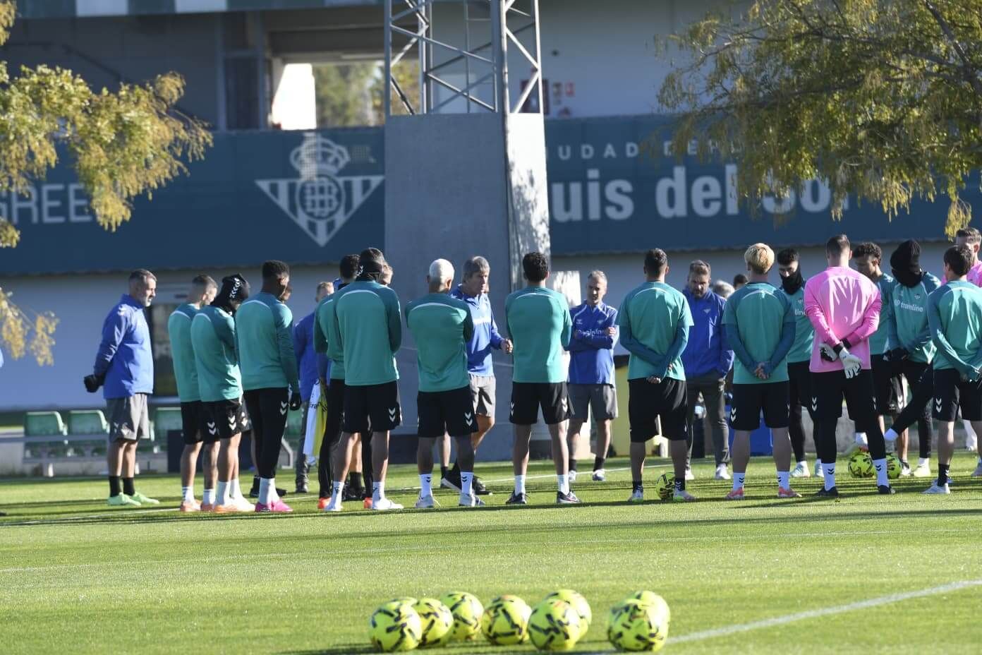 Entrenamiento del Betis de este viernes (Foto: Kiko Hurtado).