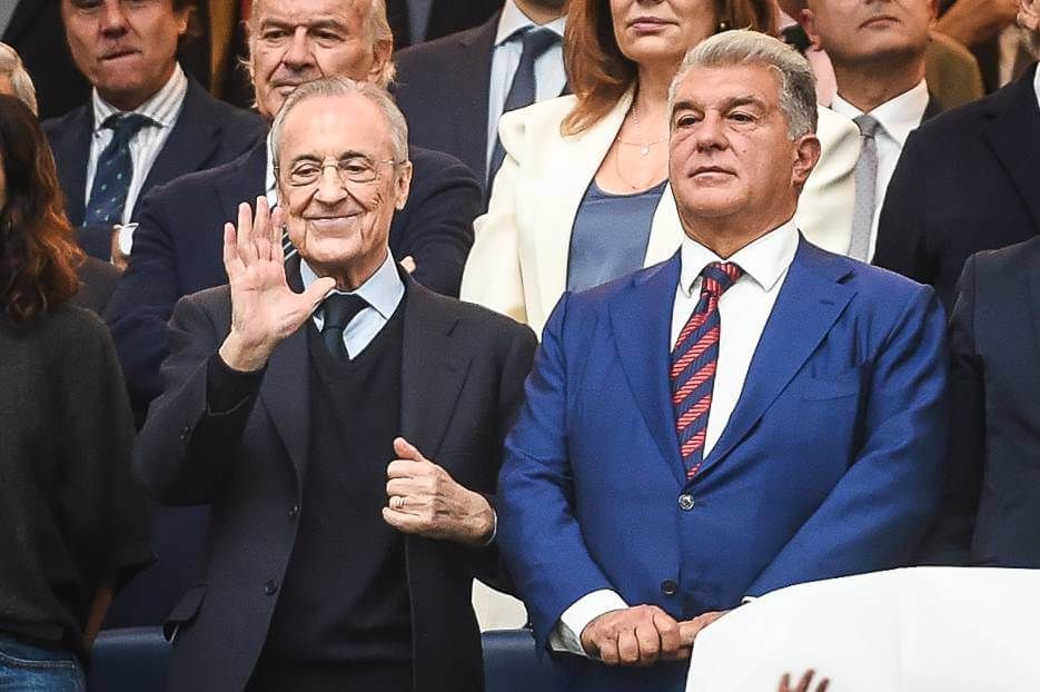  Florentino Pérez y Joan Laporta, en el palco del Bernabéu (Cordon Press)