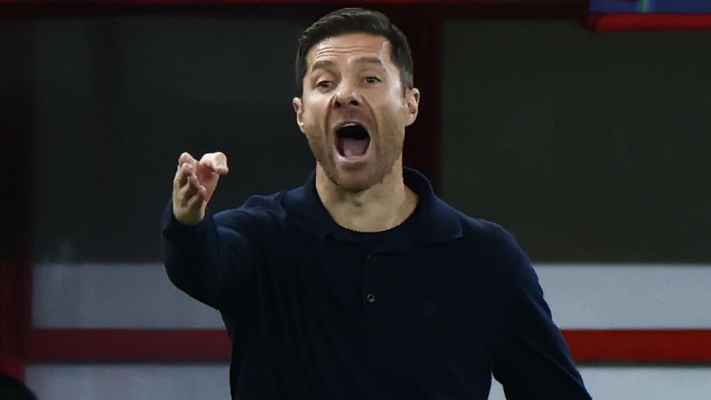 Xabi Alons tuvo una conversación con el vestuario del Real Madrid antes del partido (foto: Europa Press).