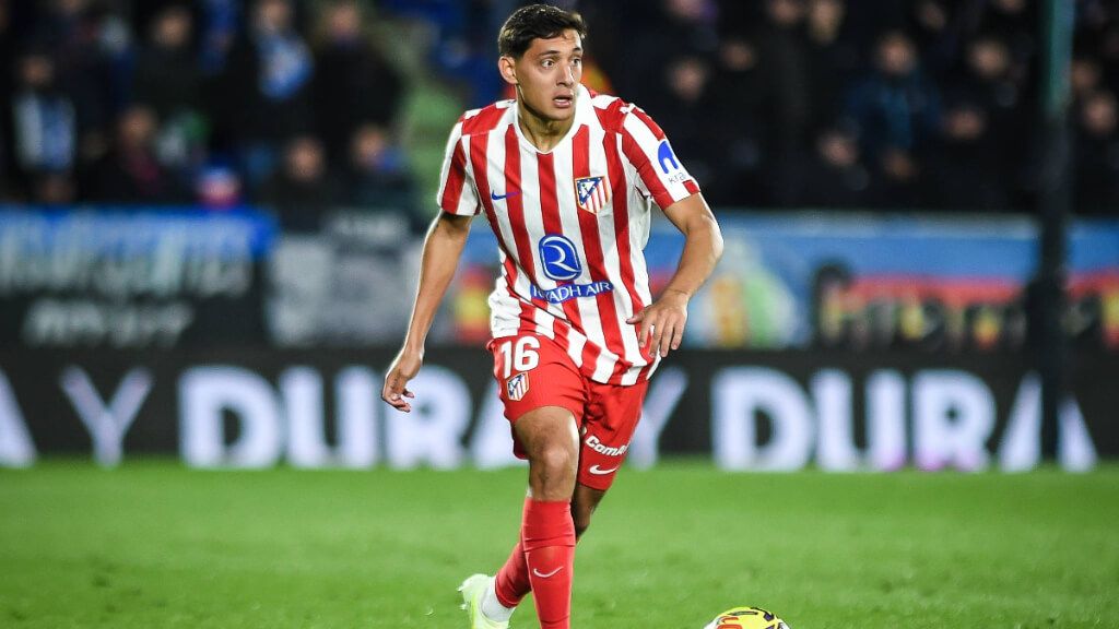  Nahuel Molina, jugando con el Atlético de Madrid (Cordon Press)