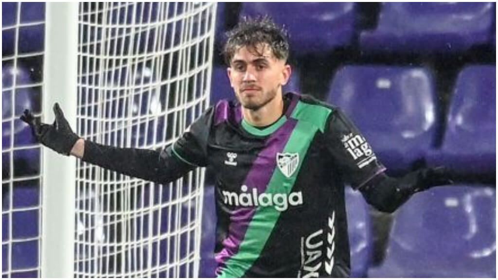  Adrián Niño celebra el gol ante el Real Valladolid. (LaLiga Hypermotion)