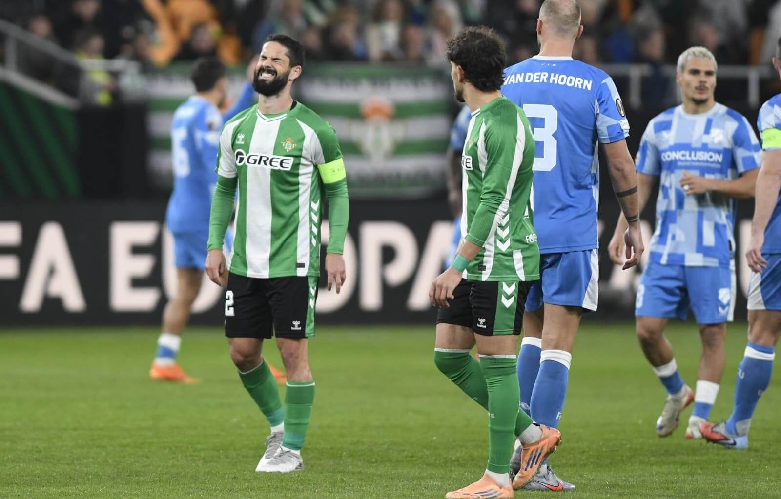 Isco Alarcón, lesionado ante el Utrecht (Foto: Kiko Hurtado).