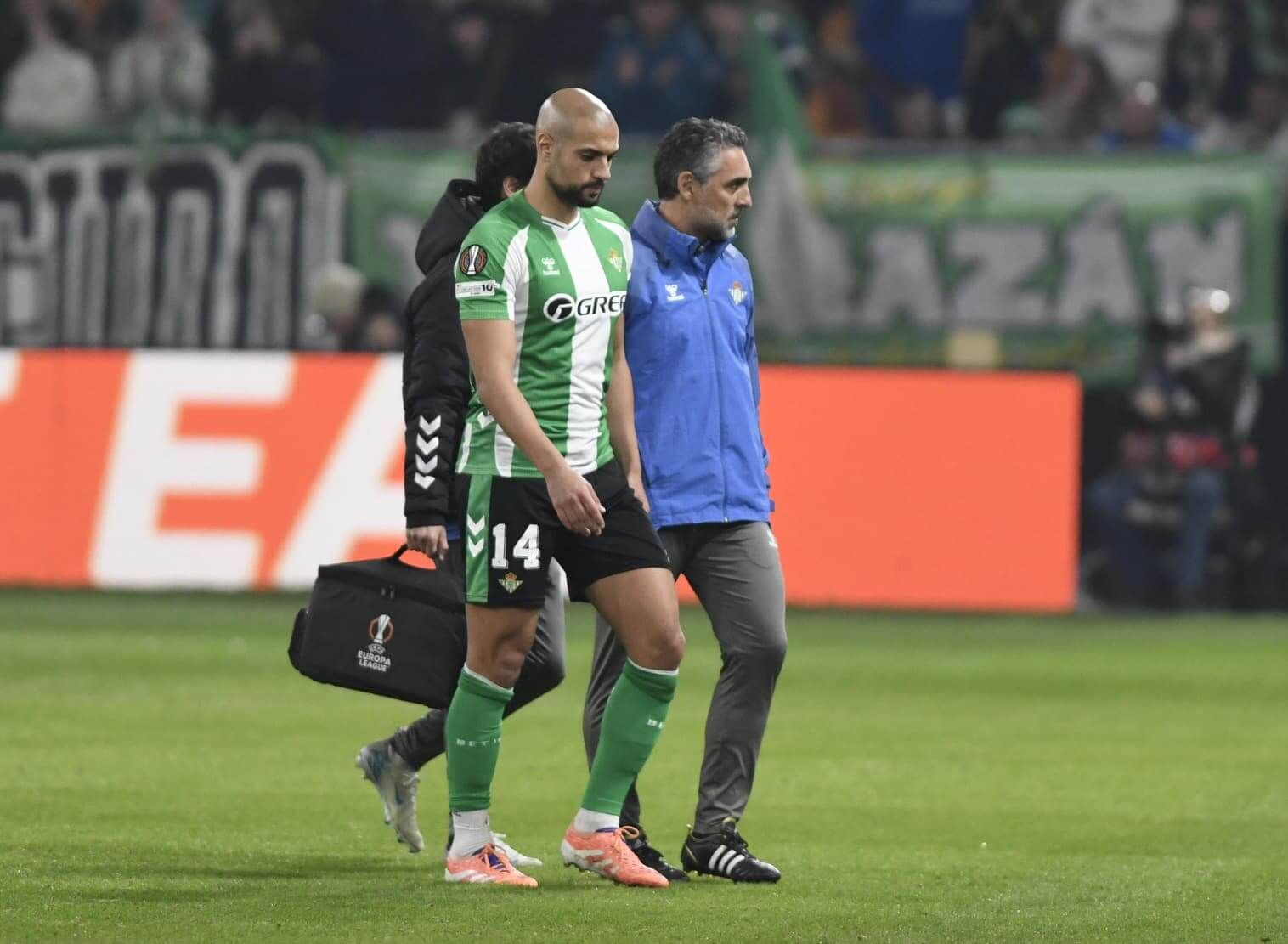  Sofyan Amrabat, lesionado ante el Utrecht.