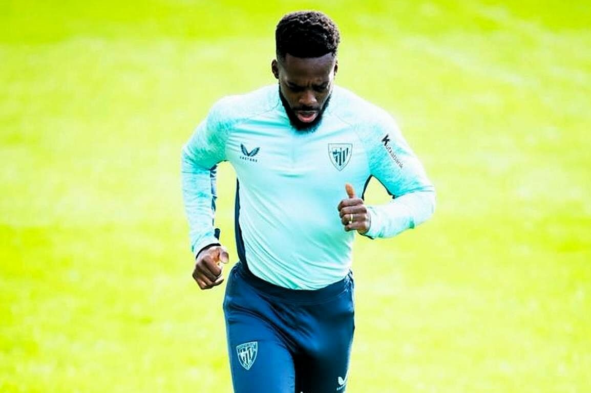 Iñaki Williams corretea en solitario en un entrenamiento en Lezama.