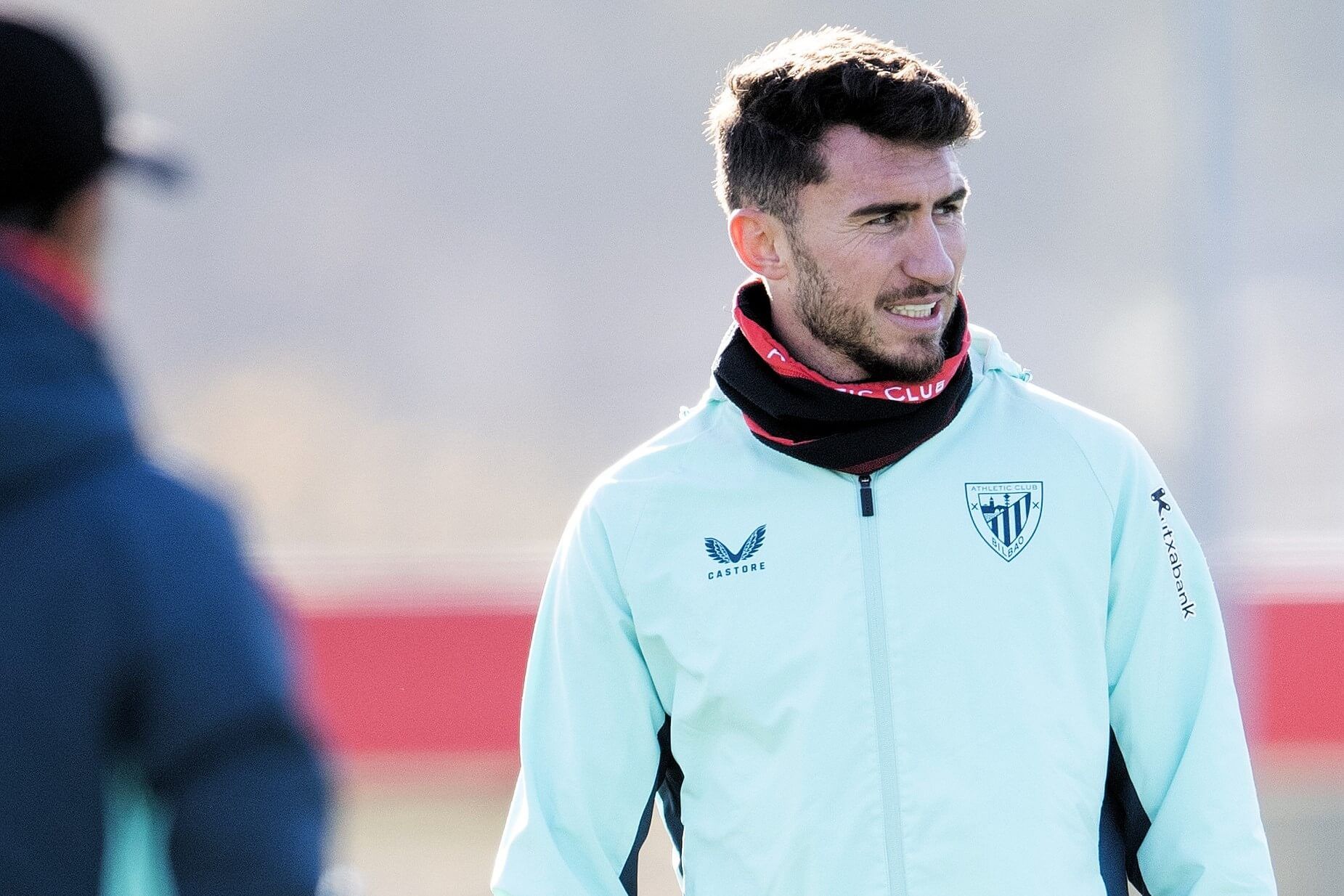  El central Aymeric Laporte en un entrenamiento en Lezama.