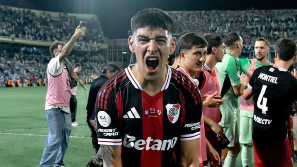 Lautaro Rivero tras un partido con River Plate (Fuente: X)