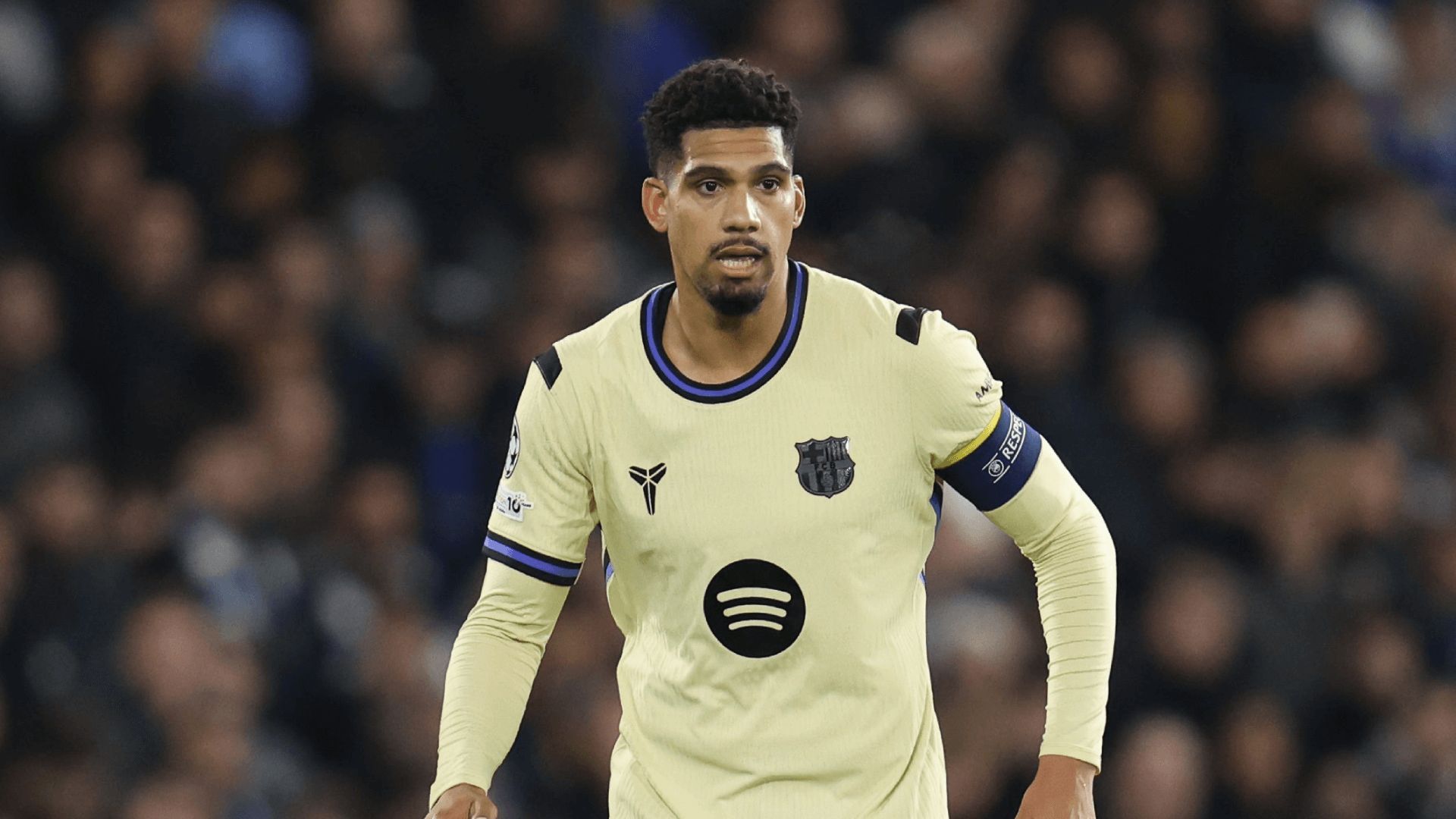  Ronald Araujo, expulsado en el Chelsea-Barcelona.