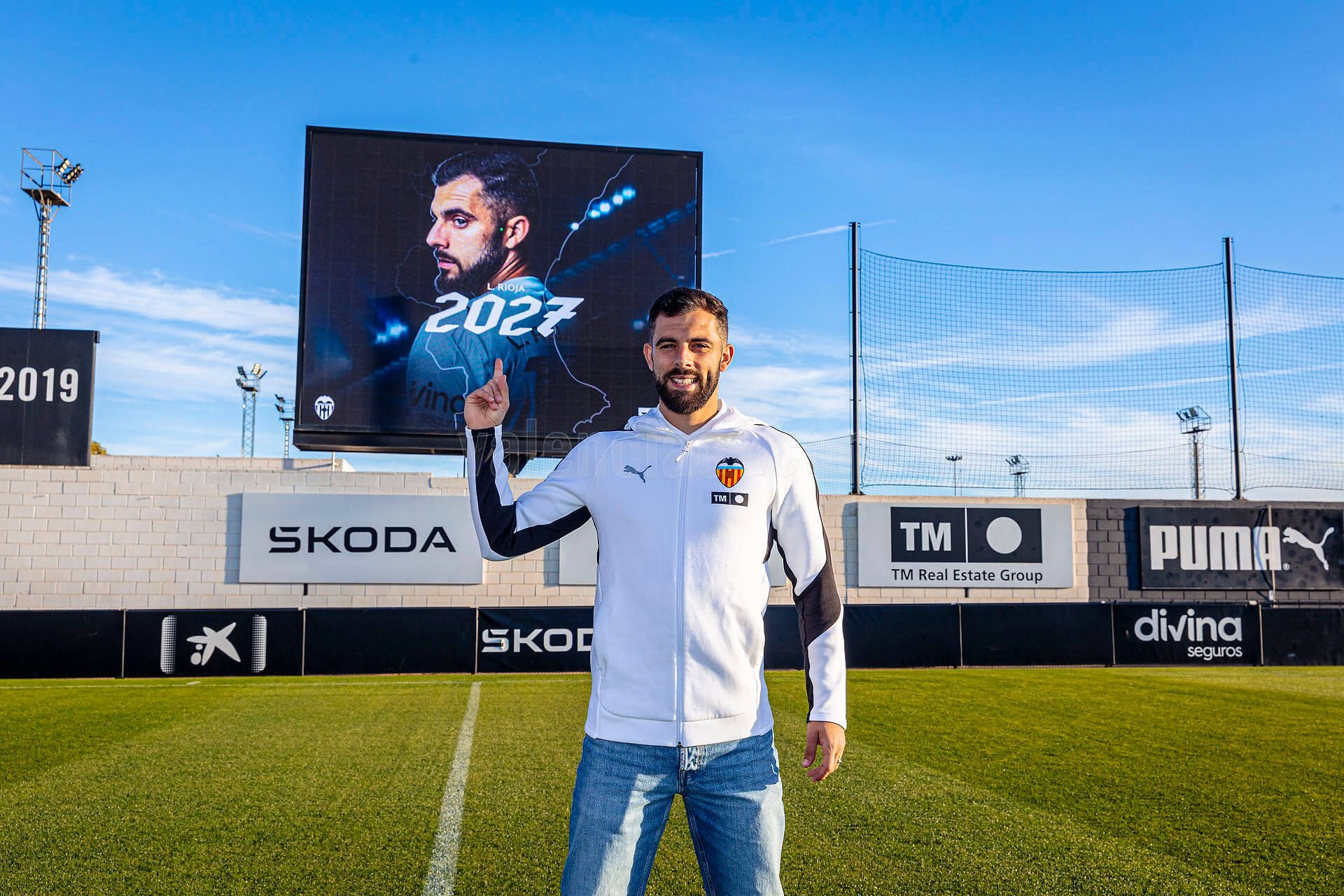 Luis Rioja renueva hasta 2027