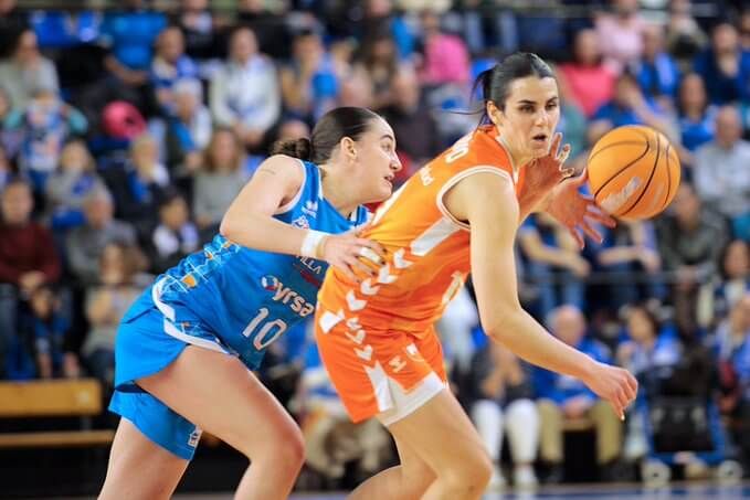 Valencia Basket muere en la orilla ante el Perfumerías Avenida (58-57)