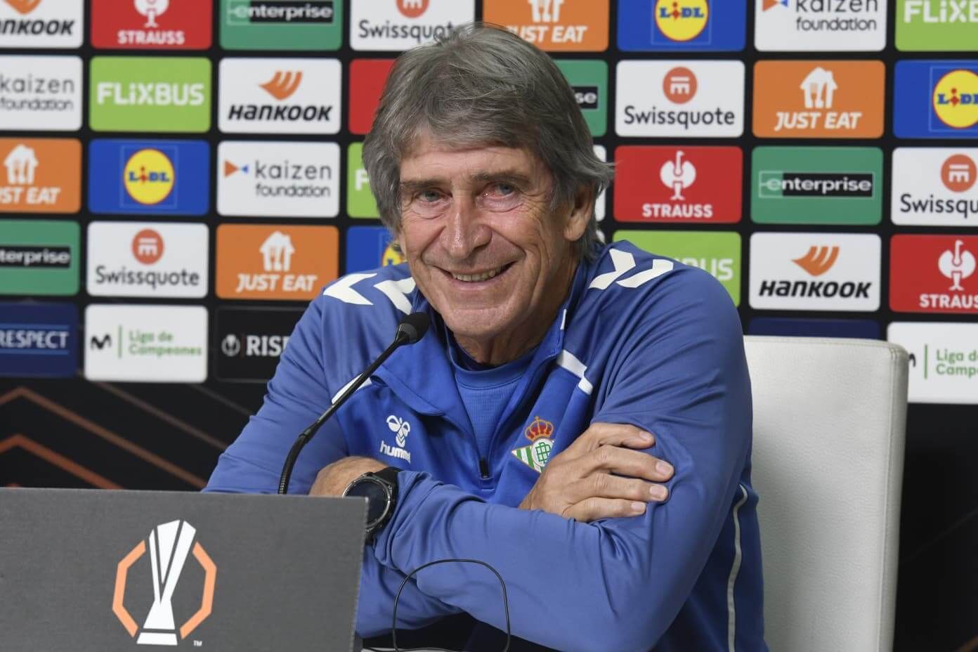  Manuel Pellegrini, en sala de prensa