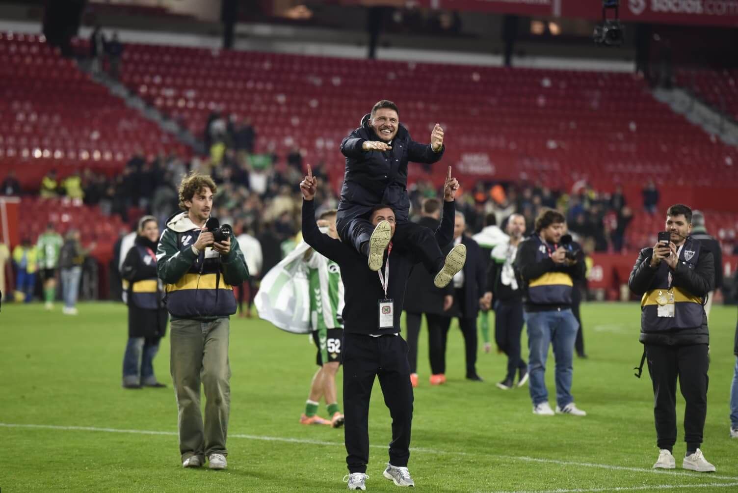  La celebración de Joaquín Sánchez en el derbi