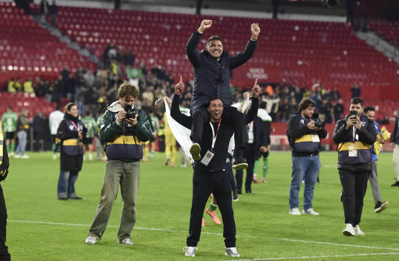 La celebración de Joaquín Sánchez en el derbi