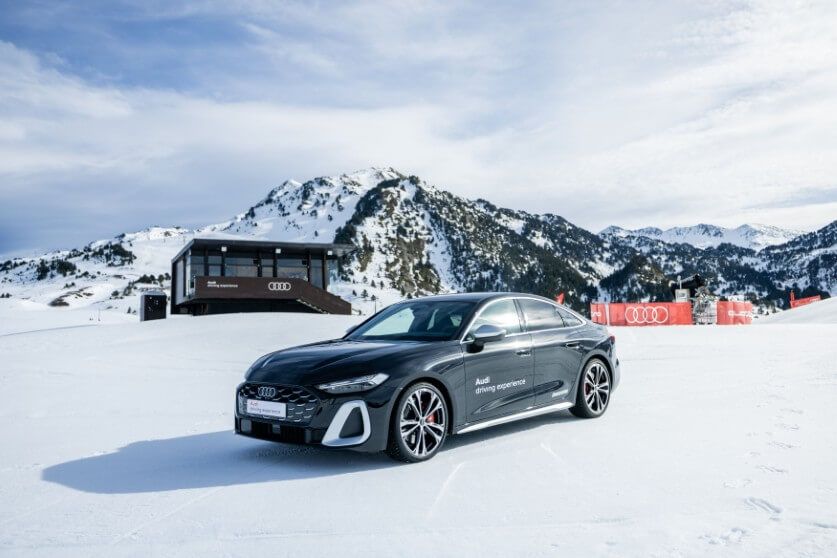  Audi y sus pruebas de conducción sobre la nieve.