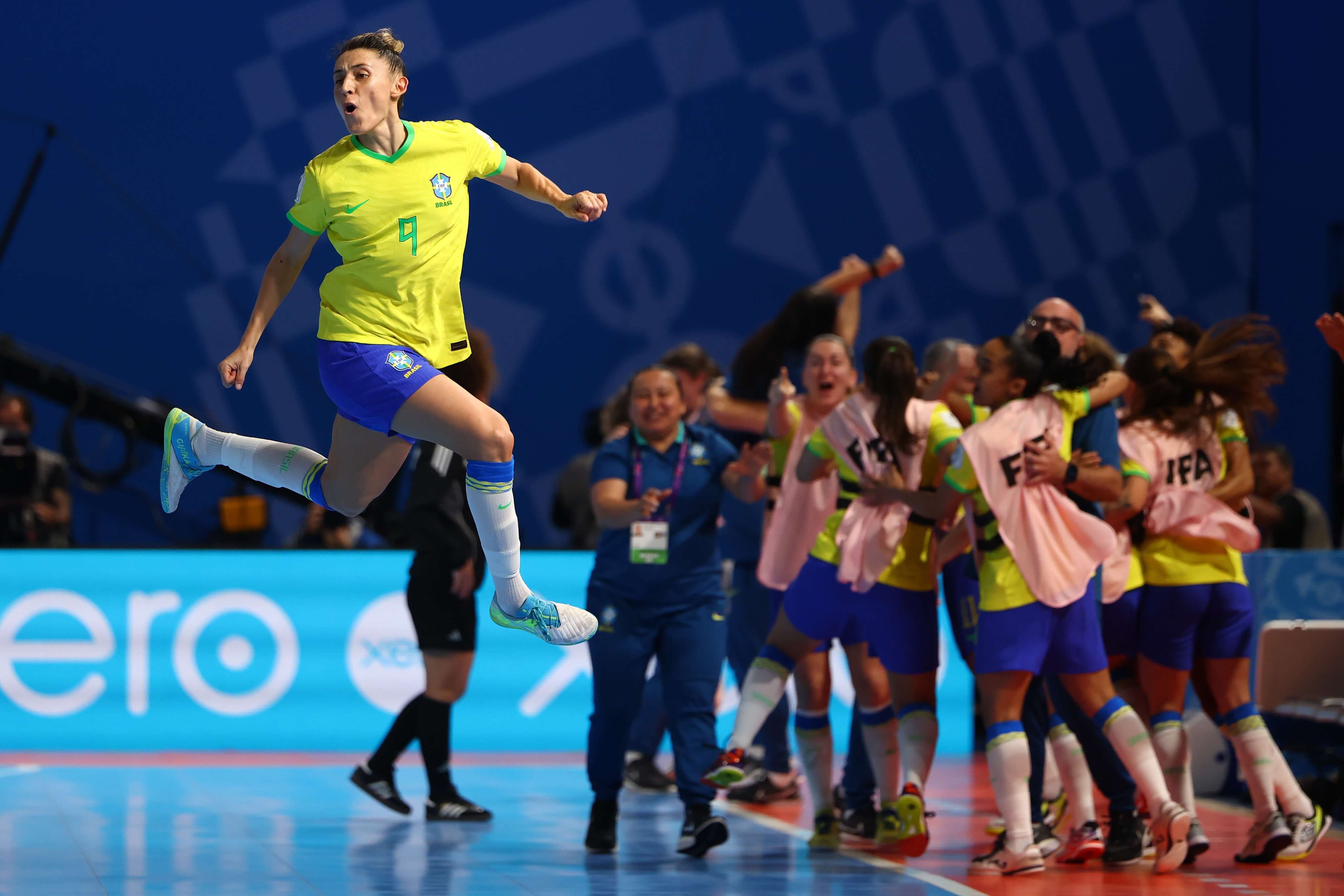 Brasil celebra un gol en el Mundial de Filipinas 2025.