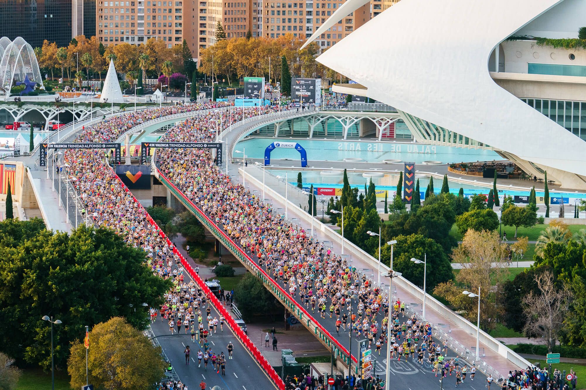 El Maratón Valencia supera los 30.000 finishers por primera vez en su historia