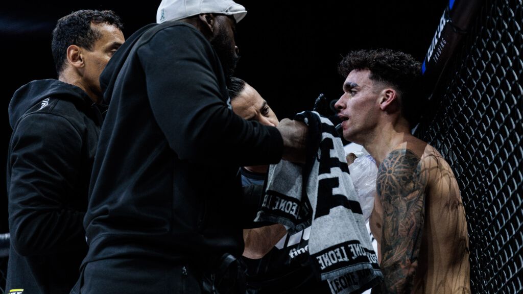 Ibelky durante su pelea en el WAR 4 (Europa Press)