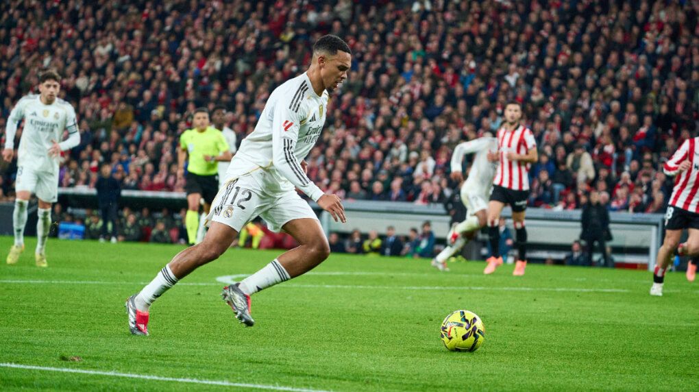 Trent Alexander Arnold, durante el Athletic-Real Madrid (foto: Cordon Press).