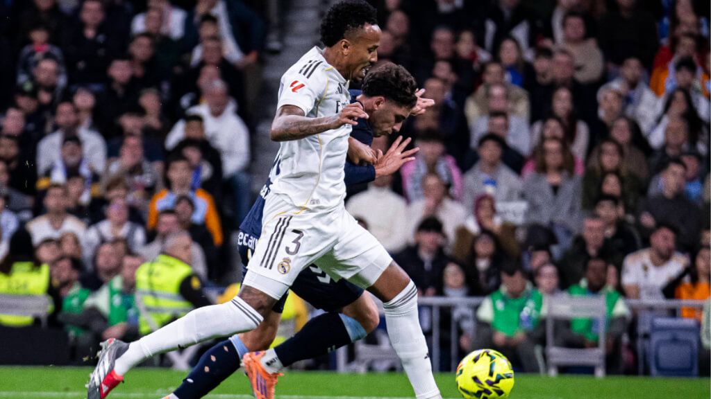  Eder Militao se tuvo que marchar lesionado del Real Madrid-Celta (foto: Cordon Press)