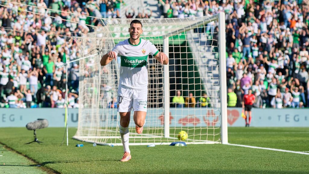  Rafa Mir celebrando su gol ante el Girona (Europa Press)