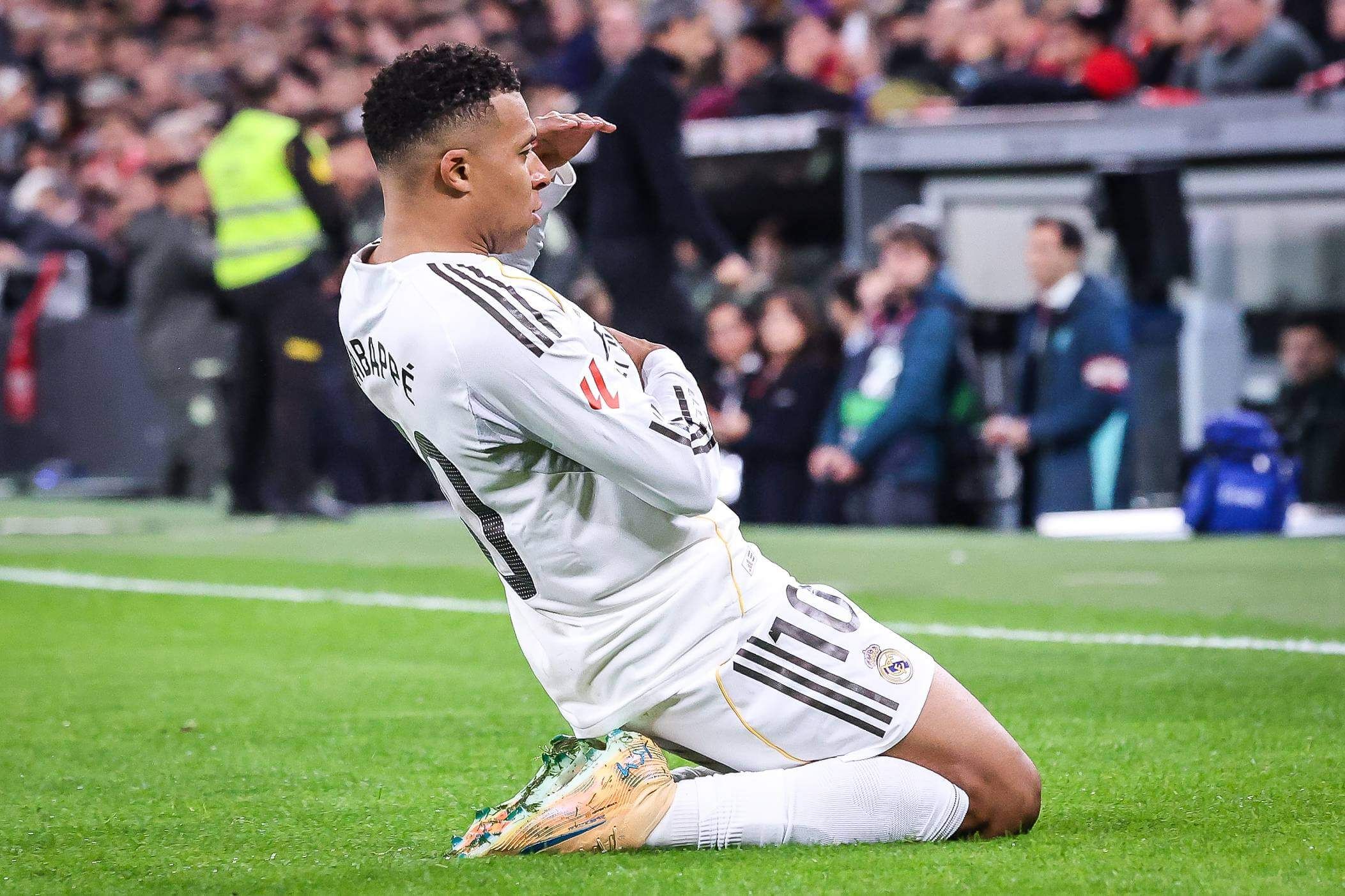  Kylian Mbappé celebra un gol en el Athletic-Real Madrid.