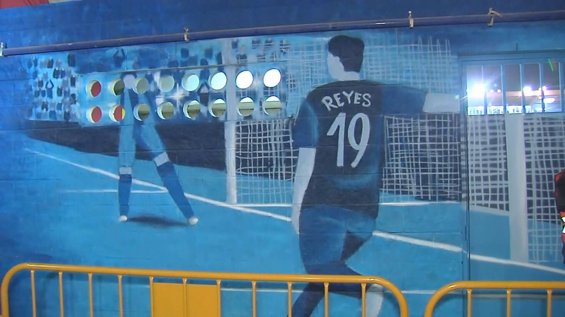  Reyes, presente en la previa del Extremadura-Sevilla.
