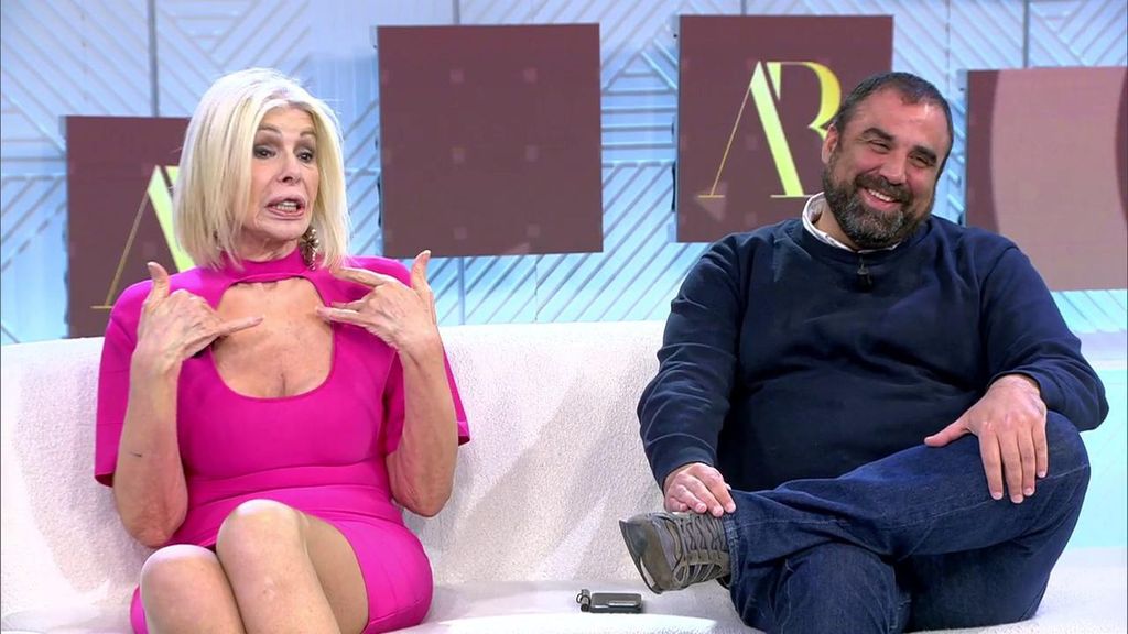 Bibiana Fernández tiene un descuido y 'sufre' las consecuencias en directo