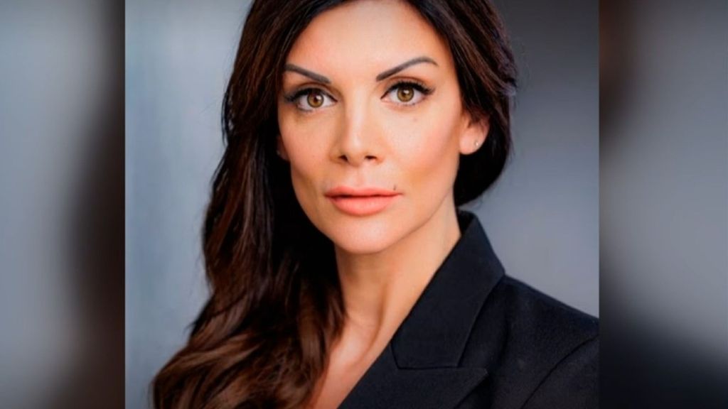 Jessica Moretti, esposa del dueño del bar incendiado en Suiza, estaba en el interior de la sala: "Está herida"