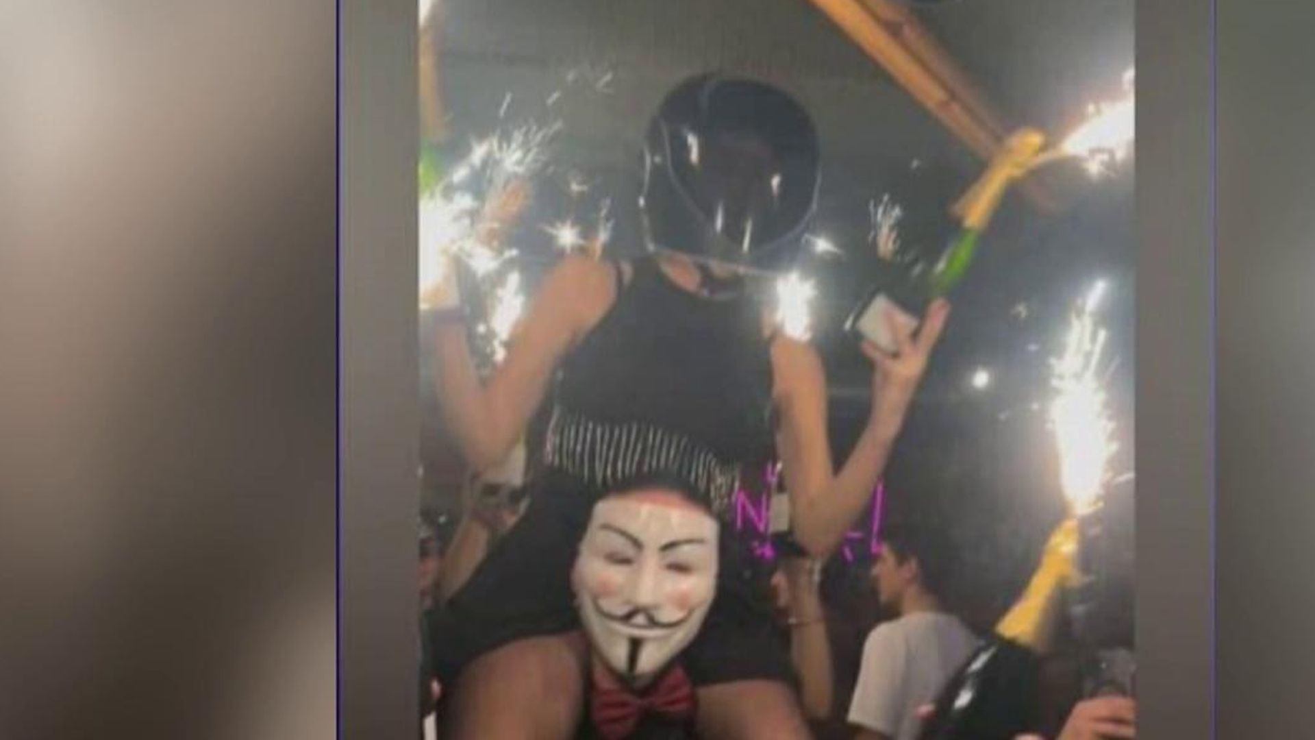 Las imágenes del inicio del incendio en el bar Le Constellation en la estación de esquí en Suiza