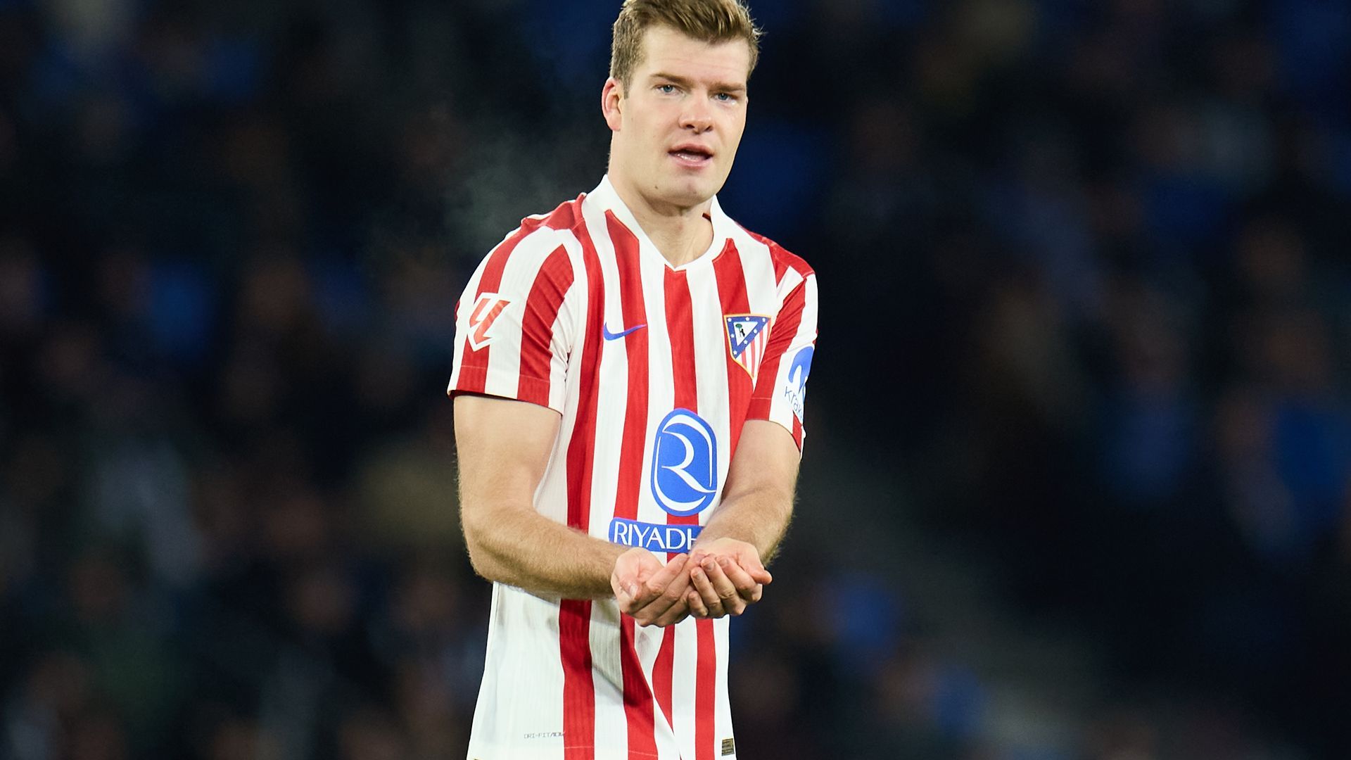 Alexander Sorloth celebrando su gol contra la Real Sociedad
