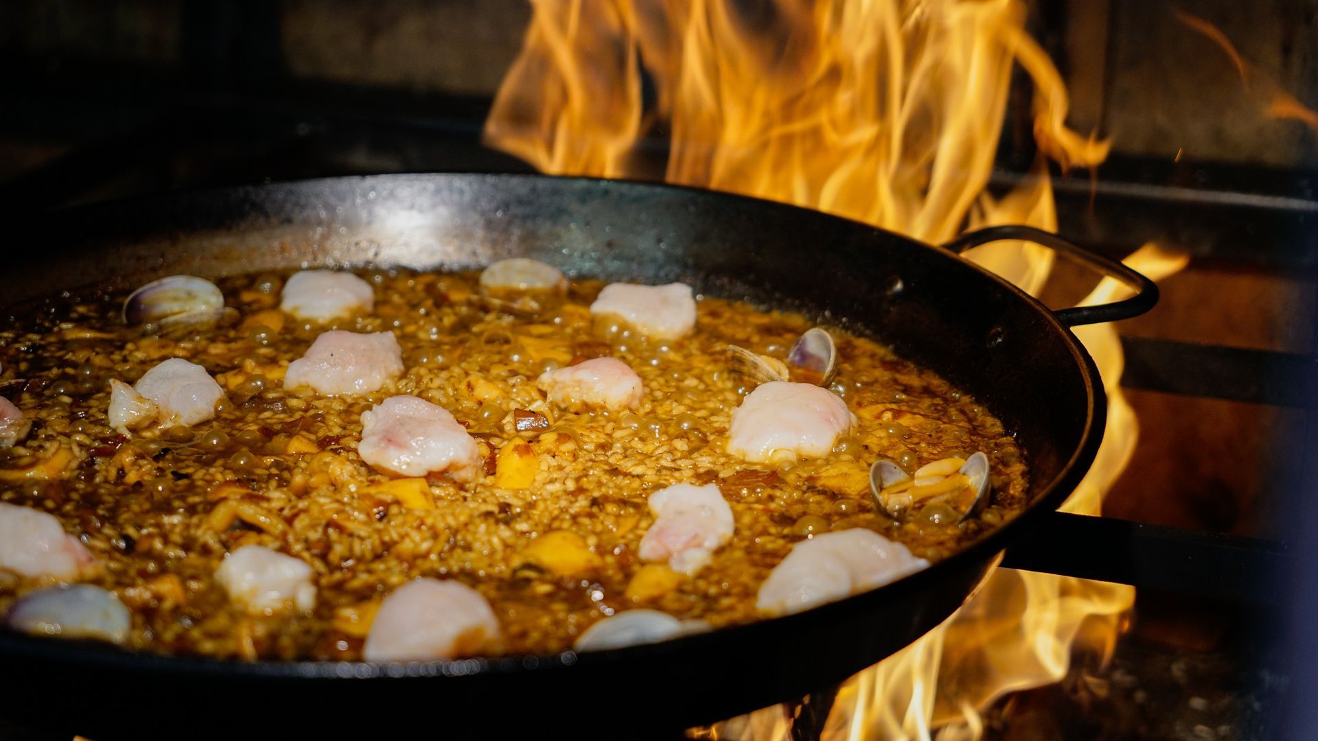 Arroz de sepia, rape y almejas