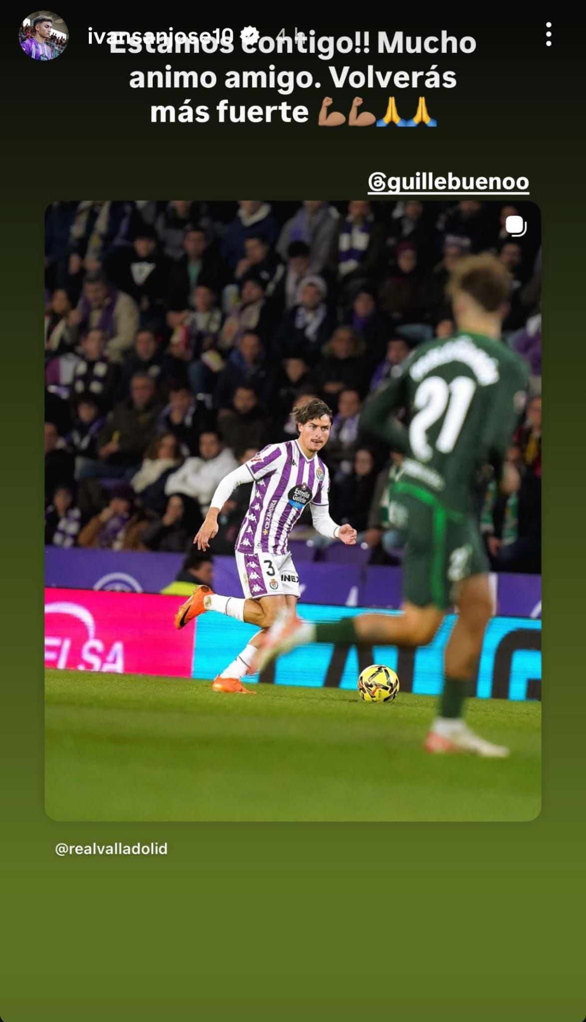 Chuki manda ánimos a su compañero Guille Bueno.