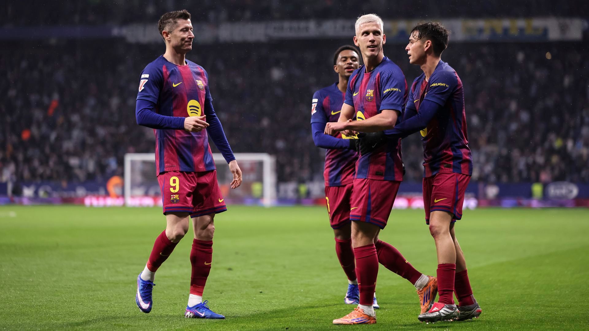 Dani Olmo celebrando el gol contra el Espanyol en LALIGA EA Sports Dani Olmo celebrando el gol contra el Espanyol en LALIGA EA Sports