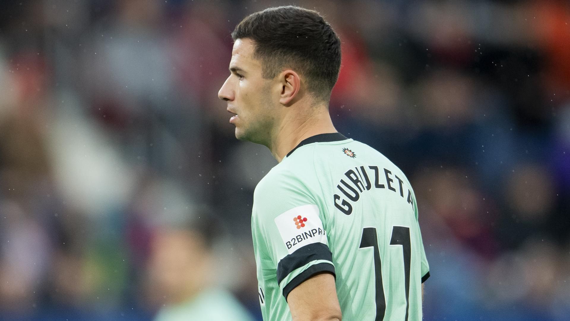 Gesto serio de Gorka Guruzeta en el Sadar ante Osasuna