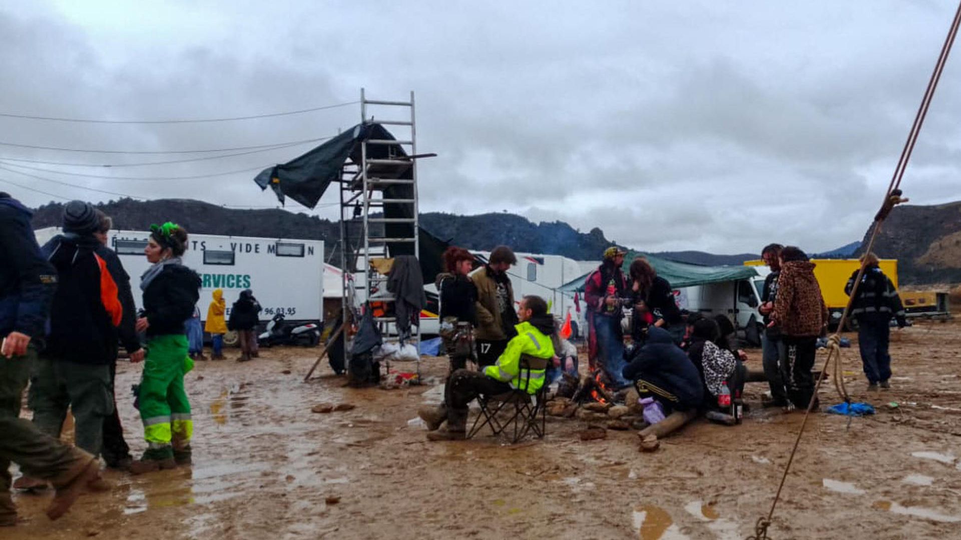 La rave del pantano del Cenajo, en Albacete
