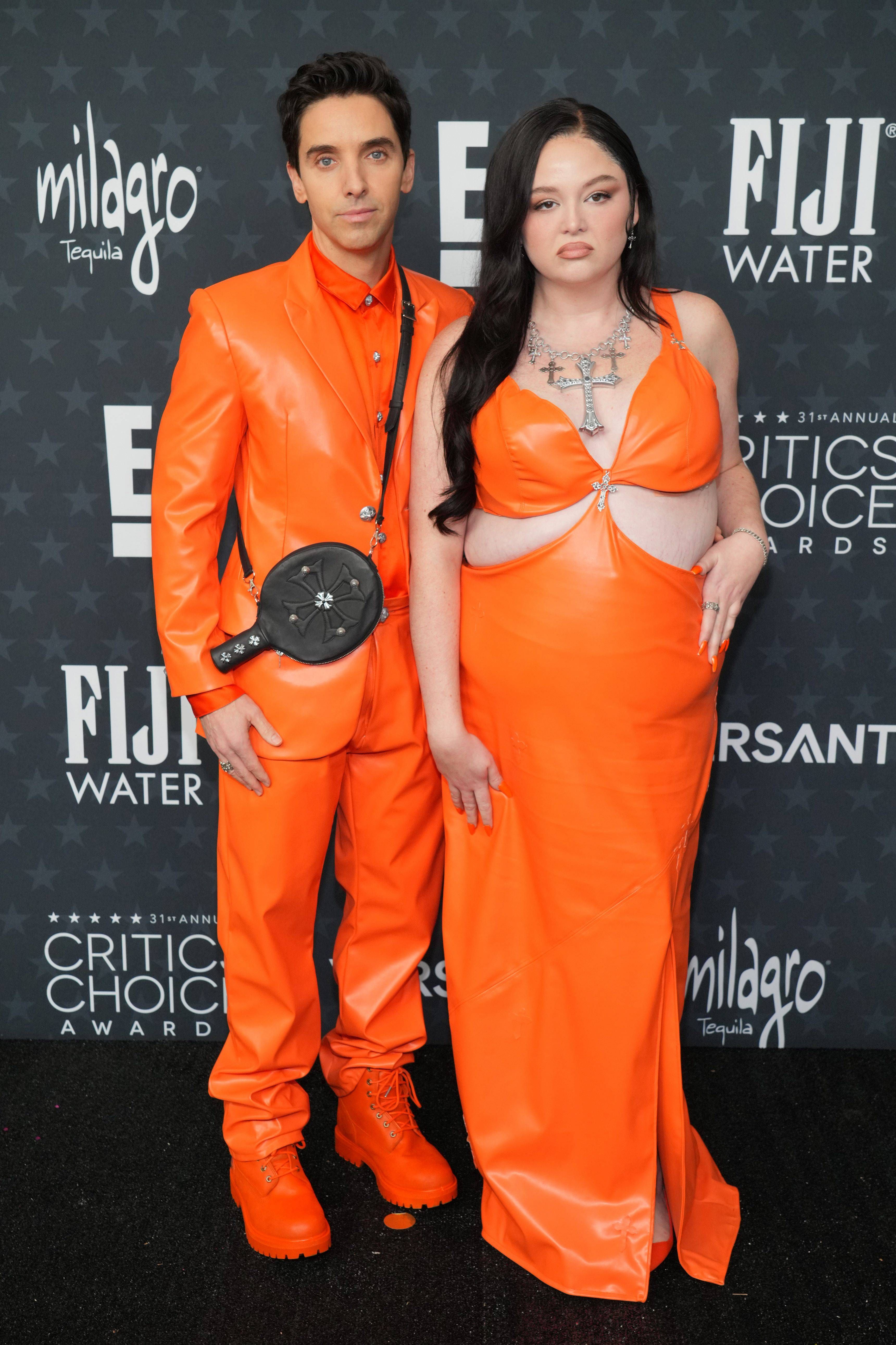 Megan Stalter y Paul W. Downs