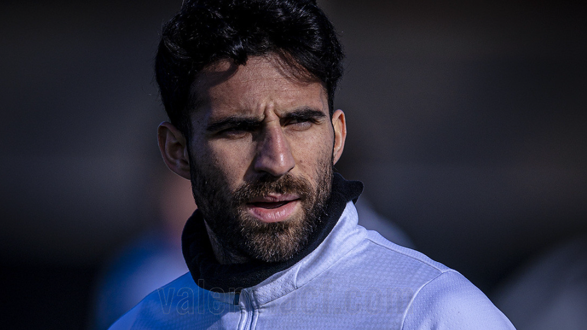 Eray Cömert entrenándose con el Valencia CF