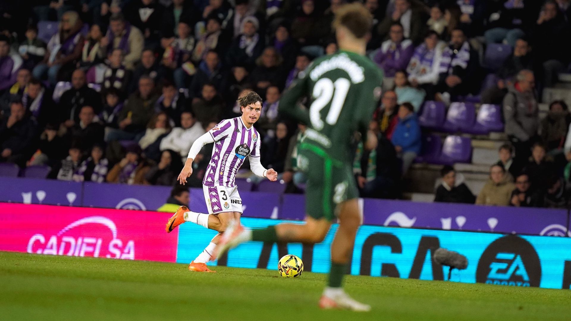 Guille Bueno, ante el Racing.