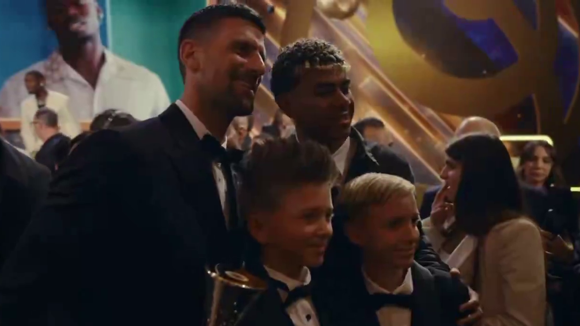 La foto viral de Djokovic con Lamine Yamal