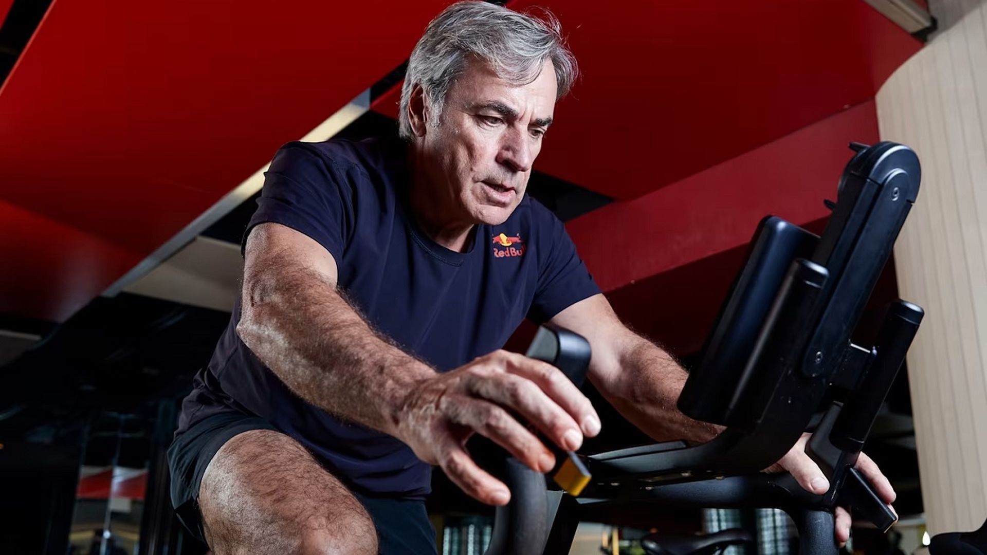 Carlos Sainz, entrenando para el Dakar